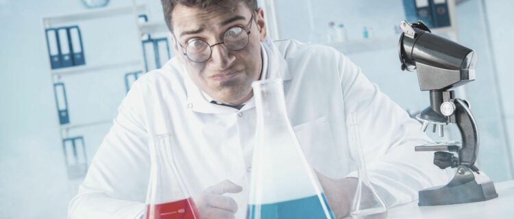 220907_Keyvisual_Funny-mad-Chemist-von-Elnur